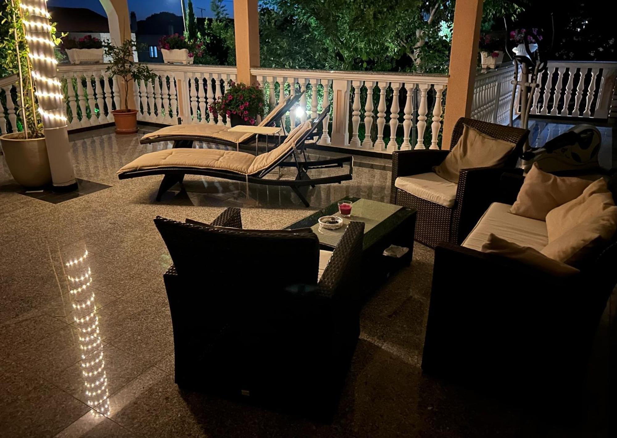 Holiday Home Villa Romantica Sveti Filip i Jakov Dış mekan fotoğraf