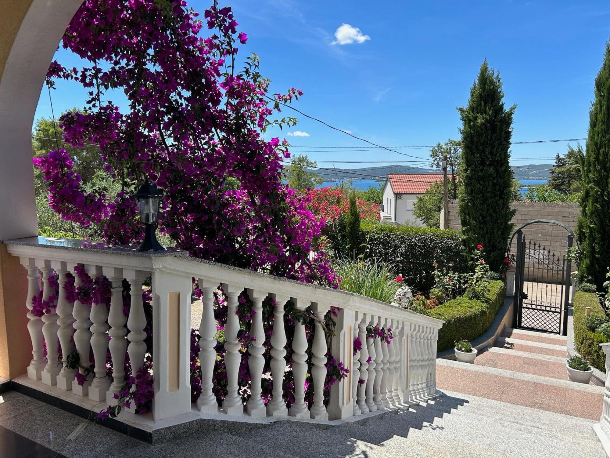 Holiday Home Villa Romantica Sveti Filip i Jakov Dış mekan fotoğraf