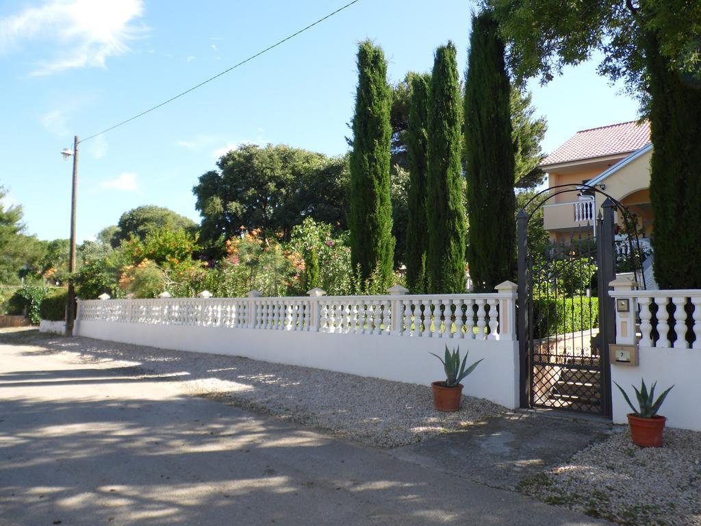 Holiday Home Villa Romantica Sveti Filip i Jakov Dış mekan fotoğraf